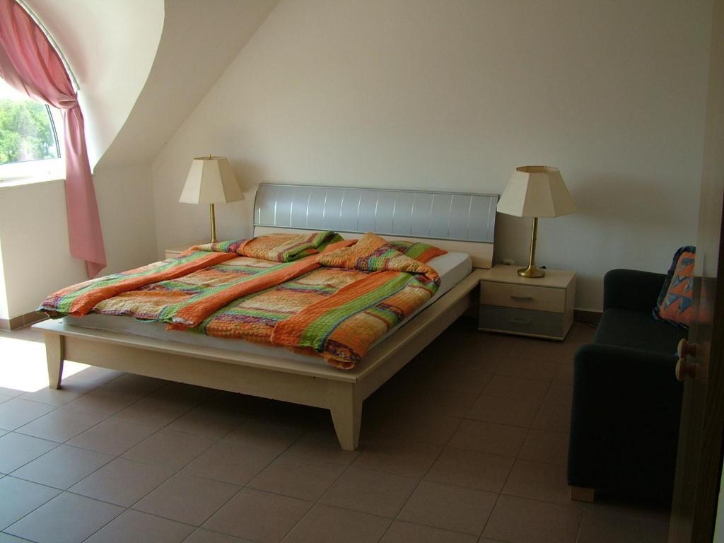 Zoldhaz Bio Panzio Hotel Gyenesdias Room photo